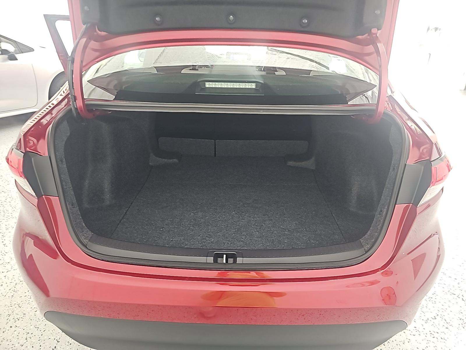 2025 Toyota Corolla LE FWD