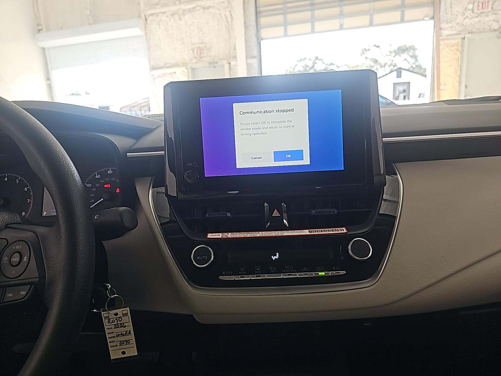 2025 Toyota Corolla LE FWD