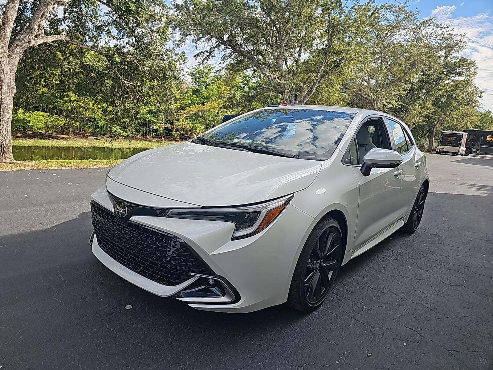 2025 Toyota Corolla XSE FWD