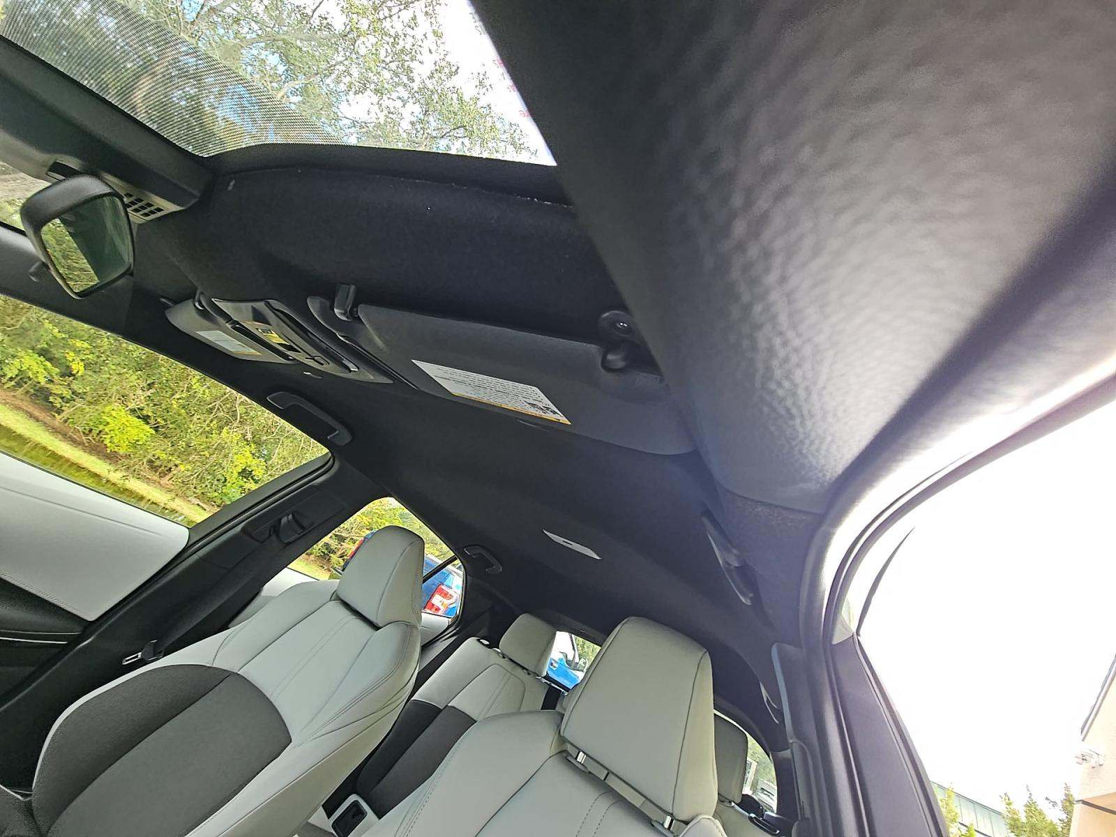 2025 Toyota Corolla XSE FWD