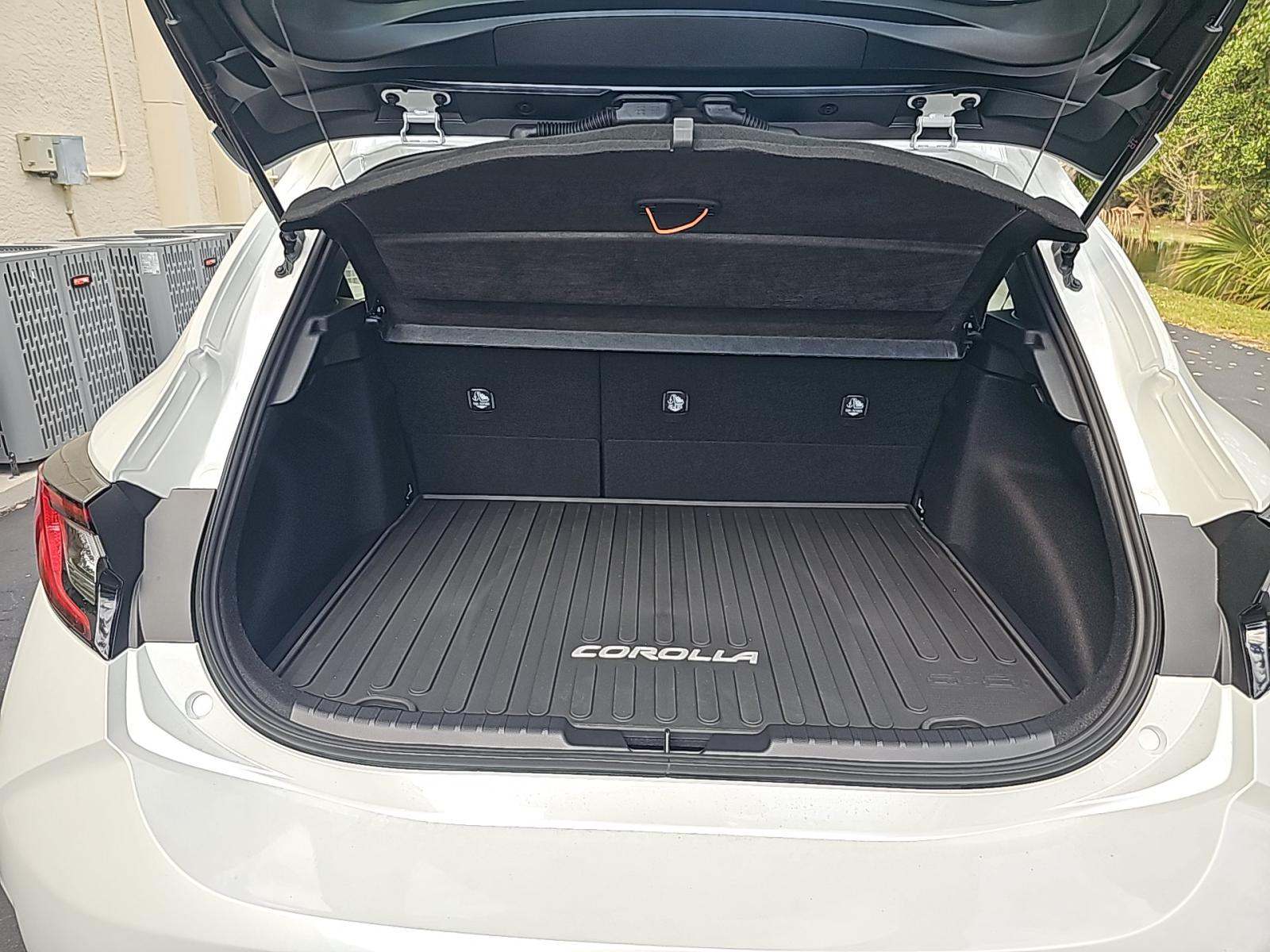 2025 Toyota Corolla XSE FWD