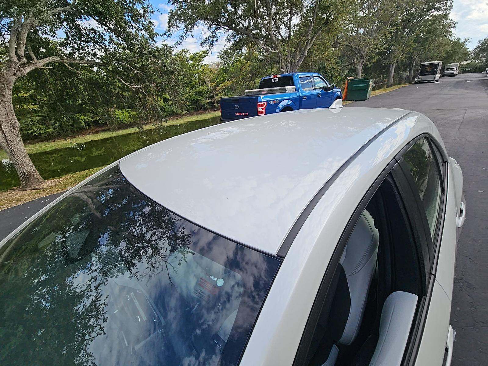 2025 Toyota Corolla XSE FWD