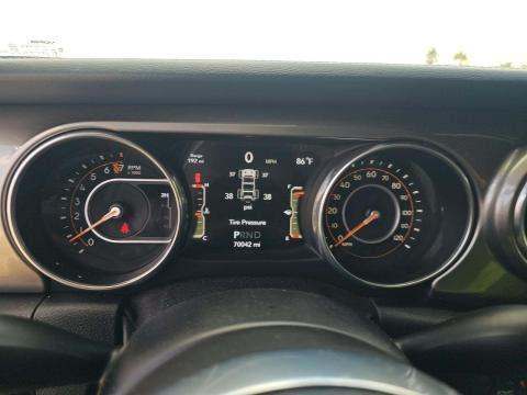 JEEP UNLIMITED SAHARA - 9