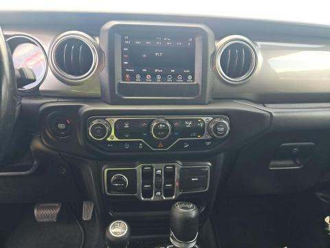 JEEP UNLIMITED SAHARA - 10