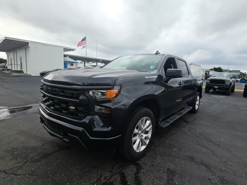 2023 Chevrolet Silverado 1500 Custom RWD