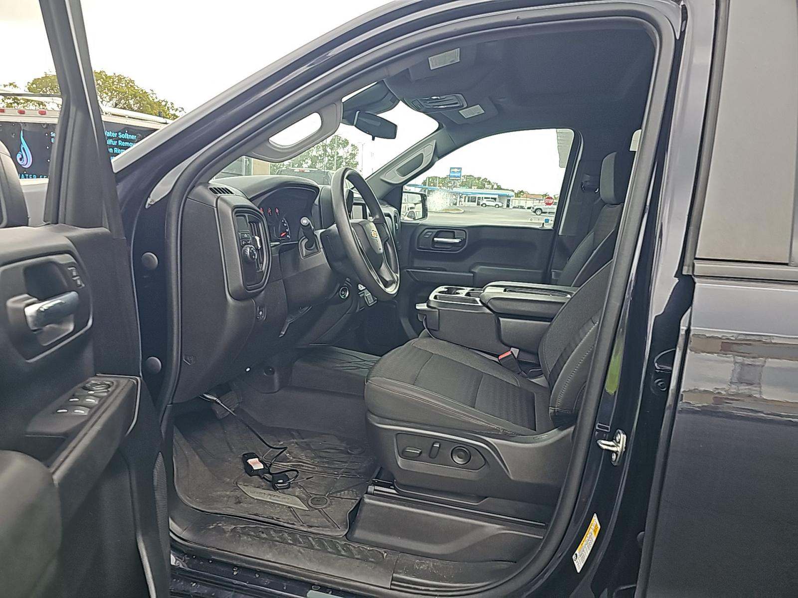 2023 Chevrolet Silverado 1500 Custom RWD