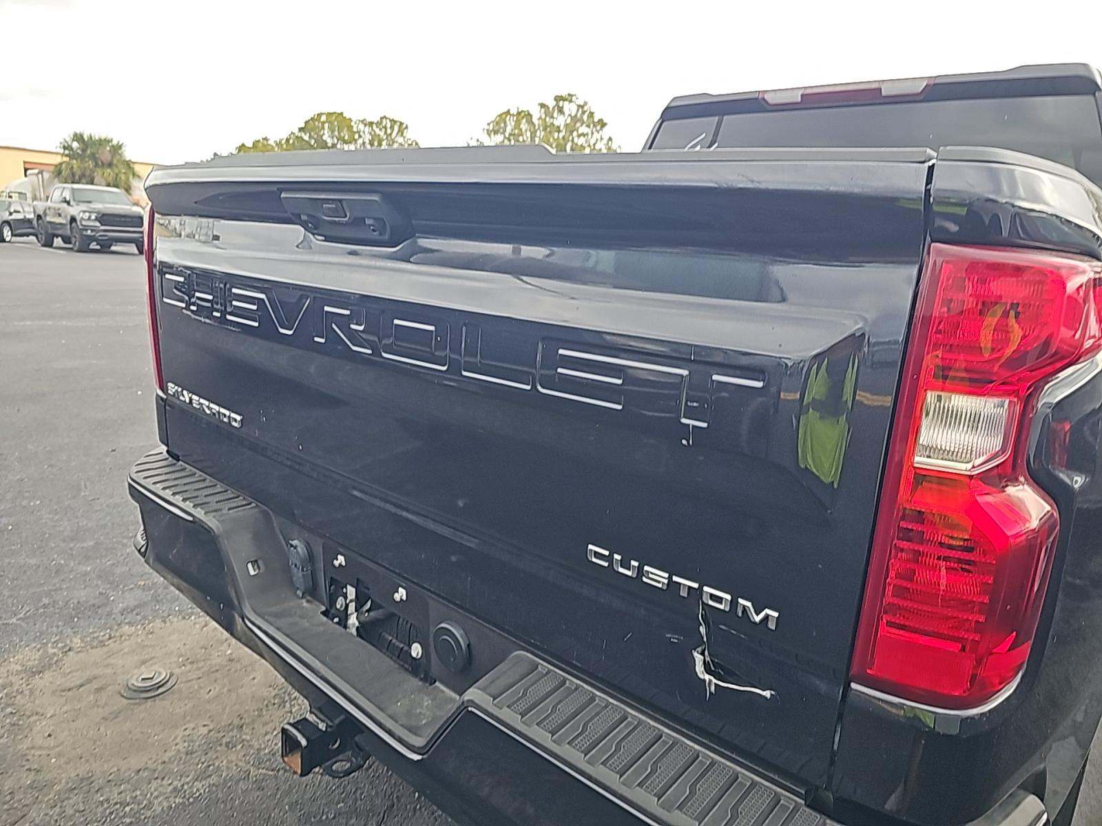 2023 Chevrolet Silverado 1500 Custom RWD