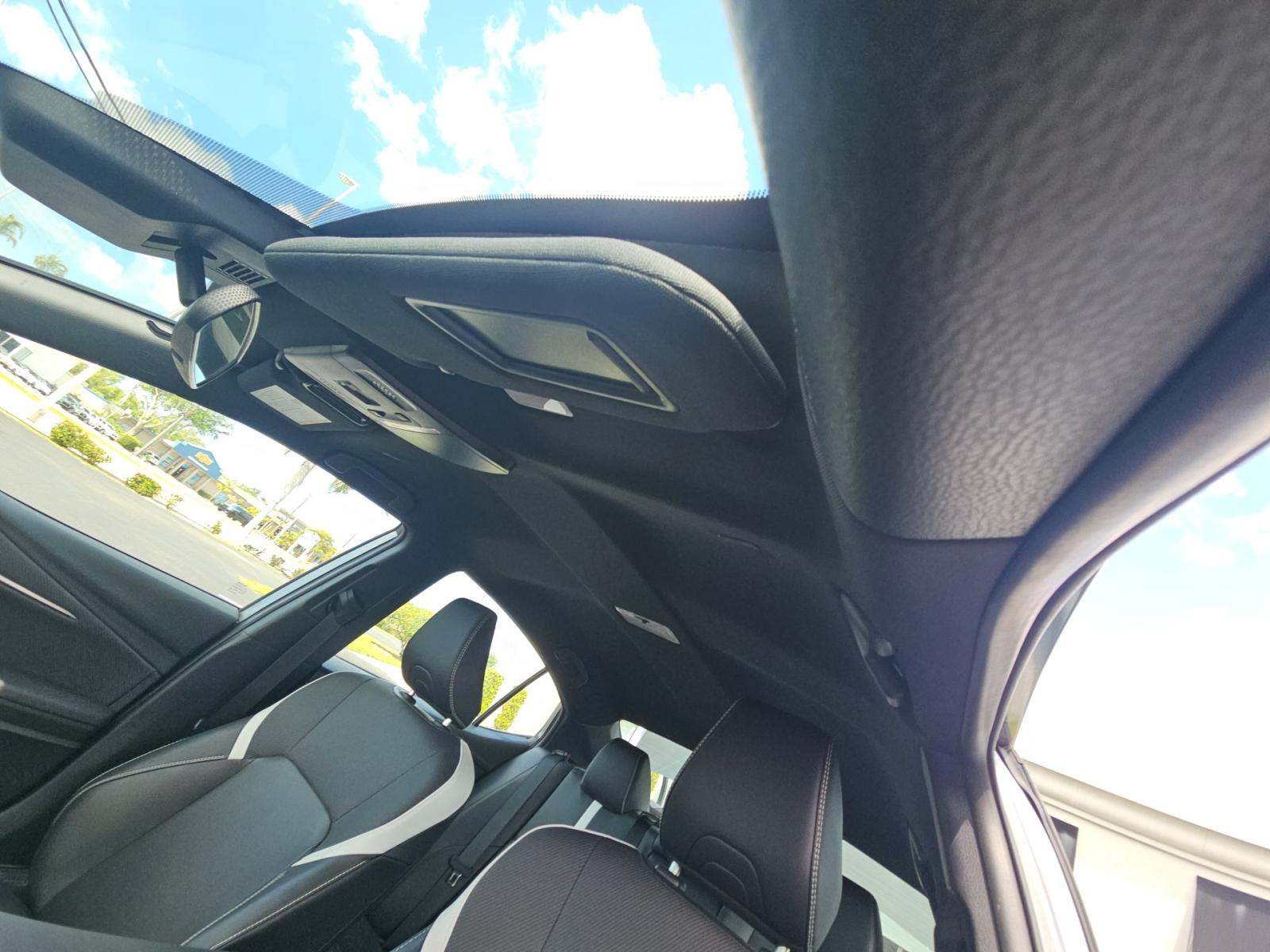 2025 Toyota Camry SE FWD