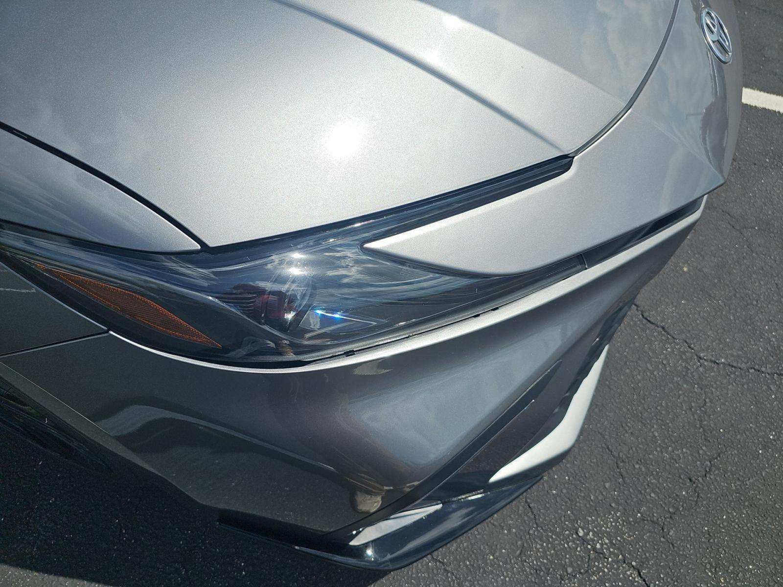 2025 Toyota Camry SE FWD