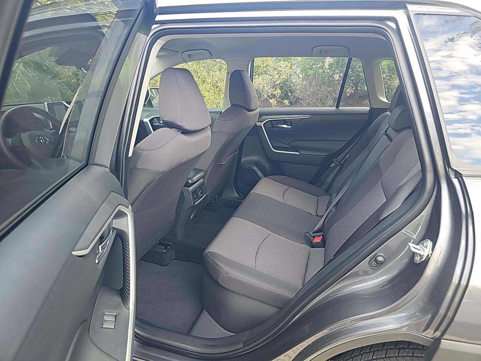 2025 Toyota RAV4 Hybrid XLE AWD