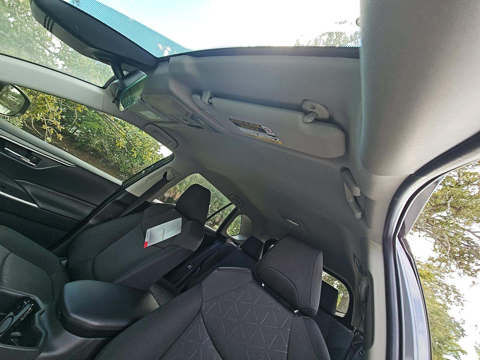 2025 Toyota RAV4 Hybrid XLE AWD