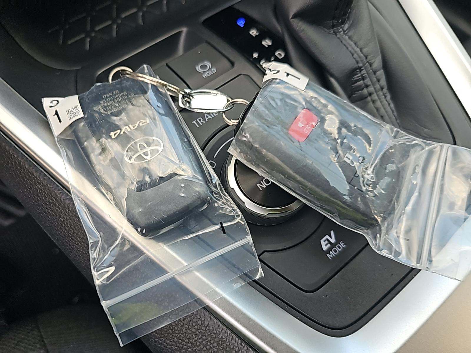 2025 Toyota RAV4 Hybrid XLE AWD