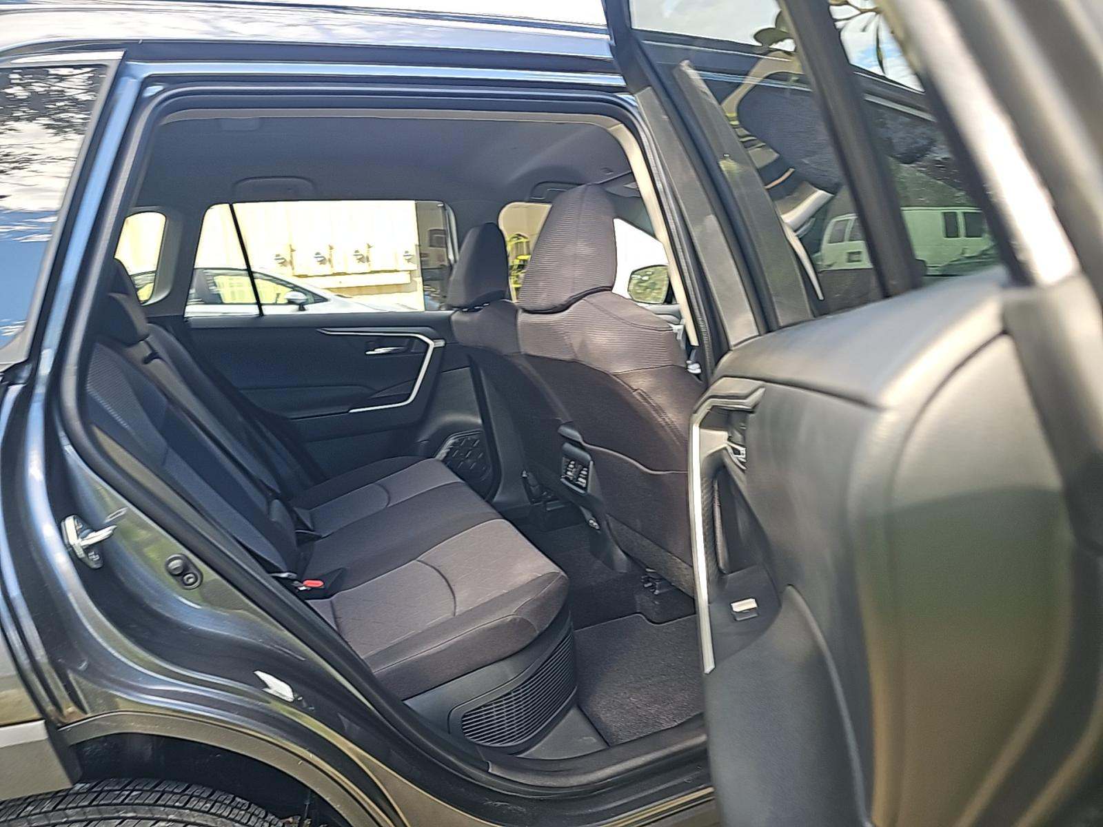 2025 Toyota RAV4 Hybrid XLE AWD