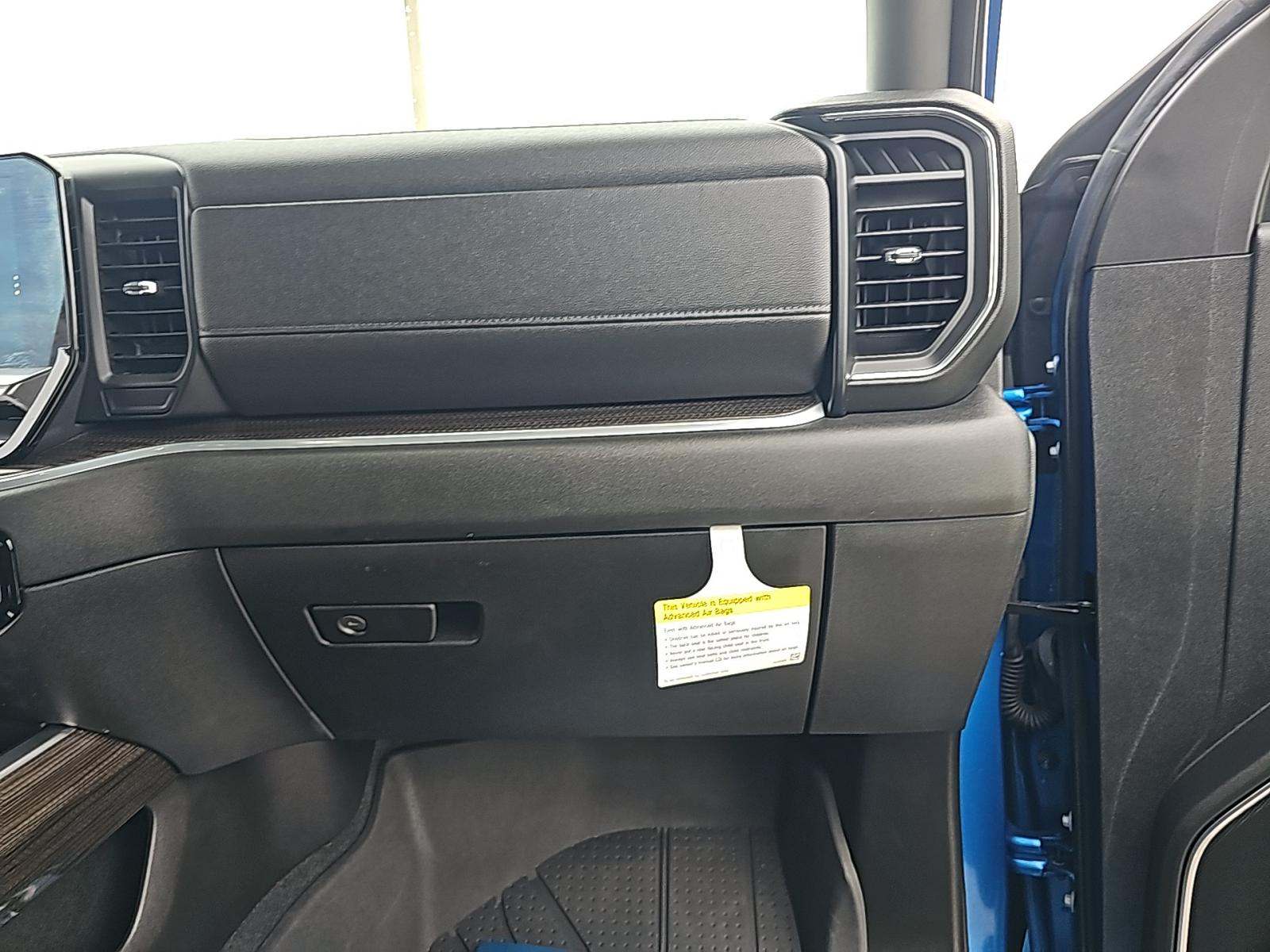 2022 Chevrolet Silverado 1500 RST RWD