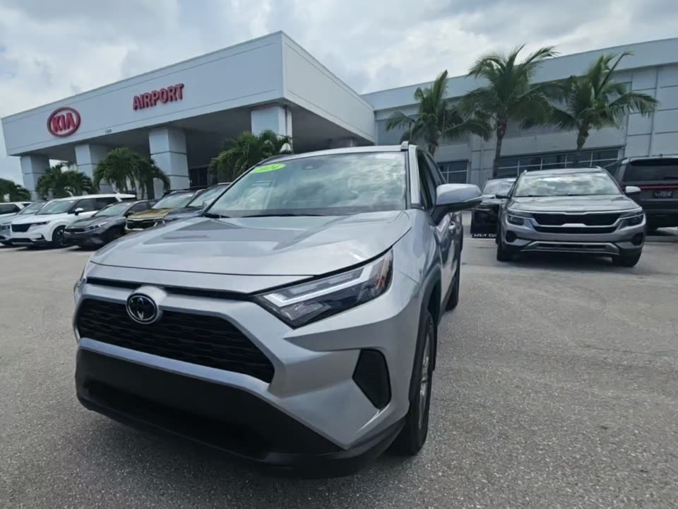2024 Toyota RAV4 XLE FWD