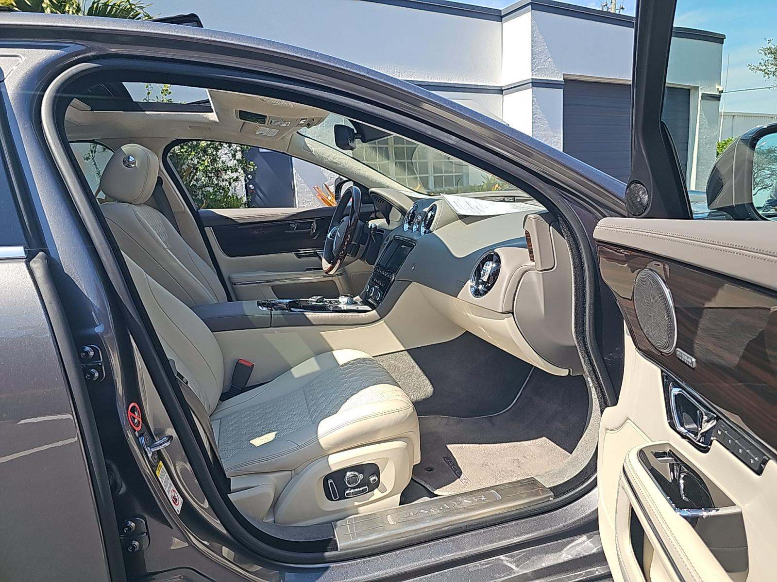 2016 Jaguar XJ L Portfolio RWD