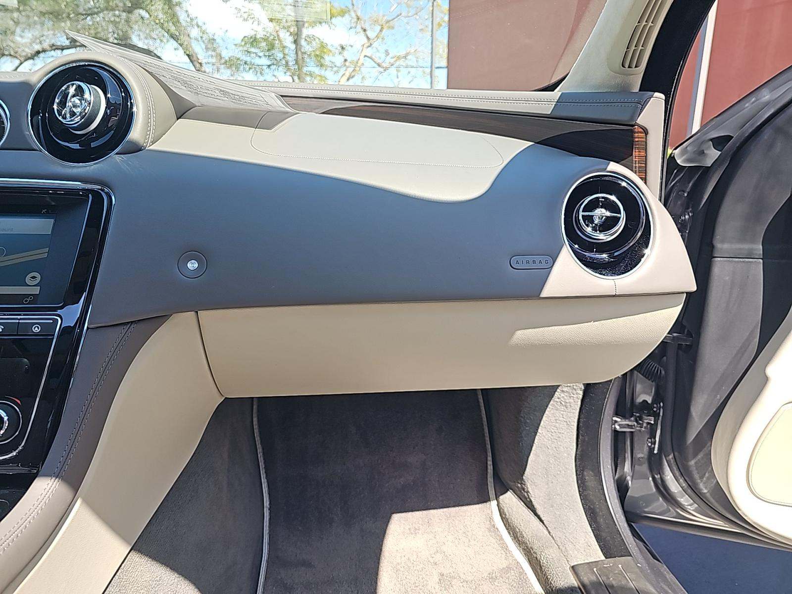 2016 Jaguar XJ L Portfolio RWD