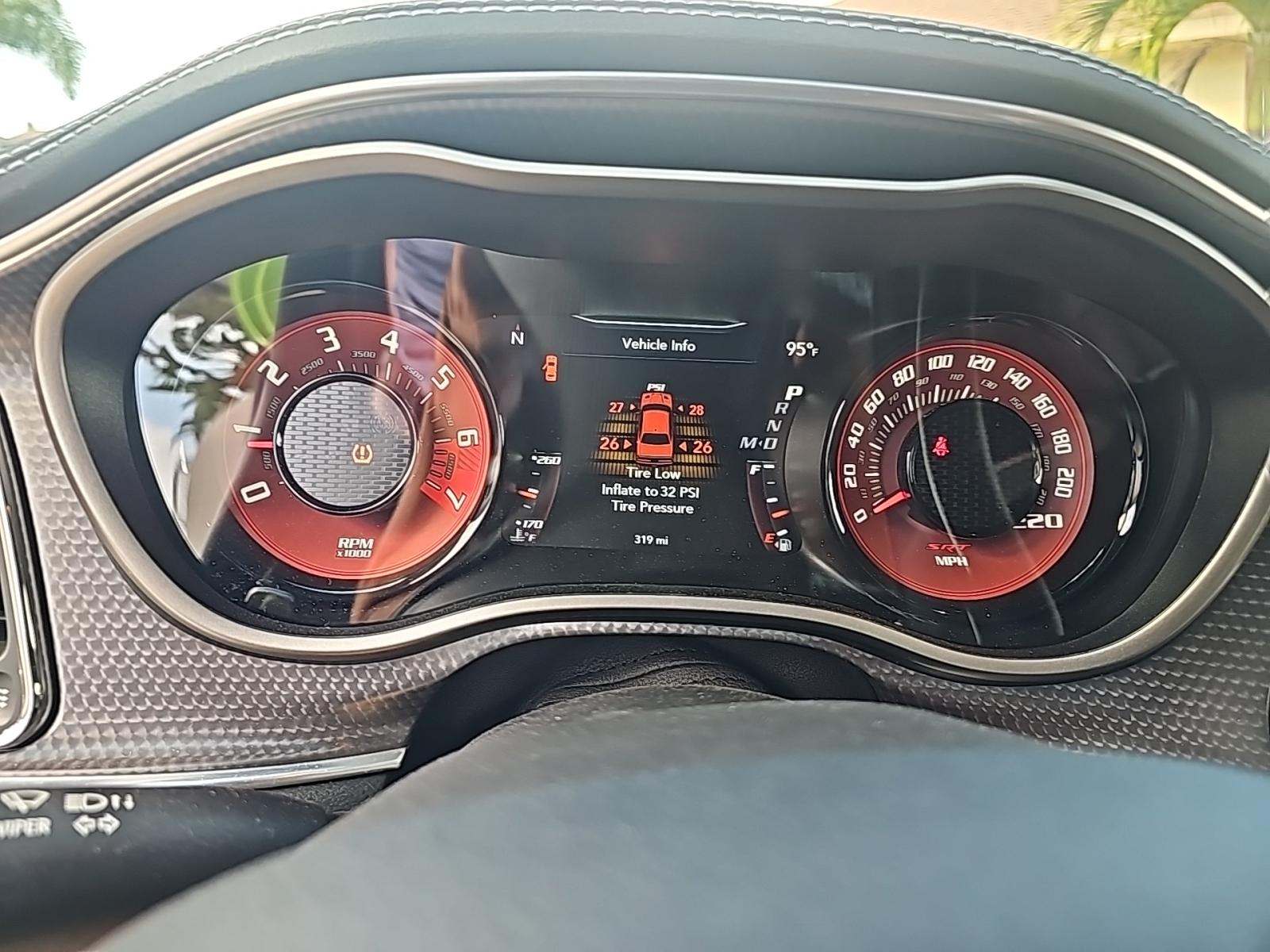 DODGE CHALLENGER - 5