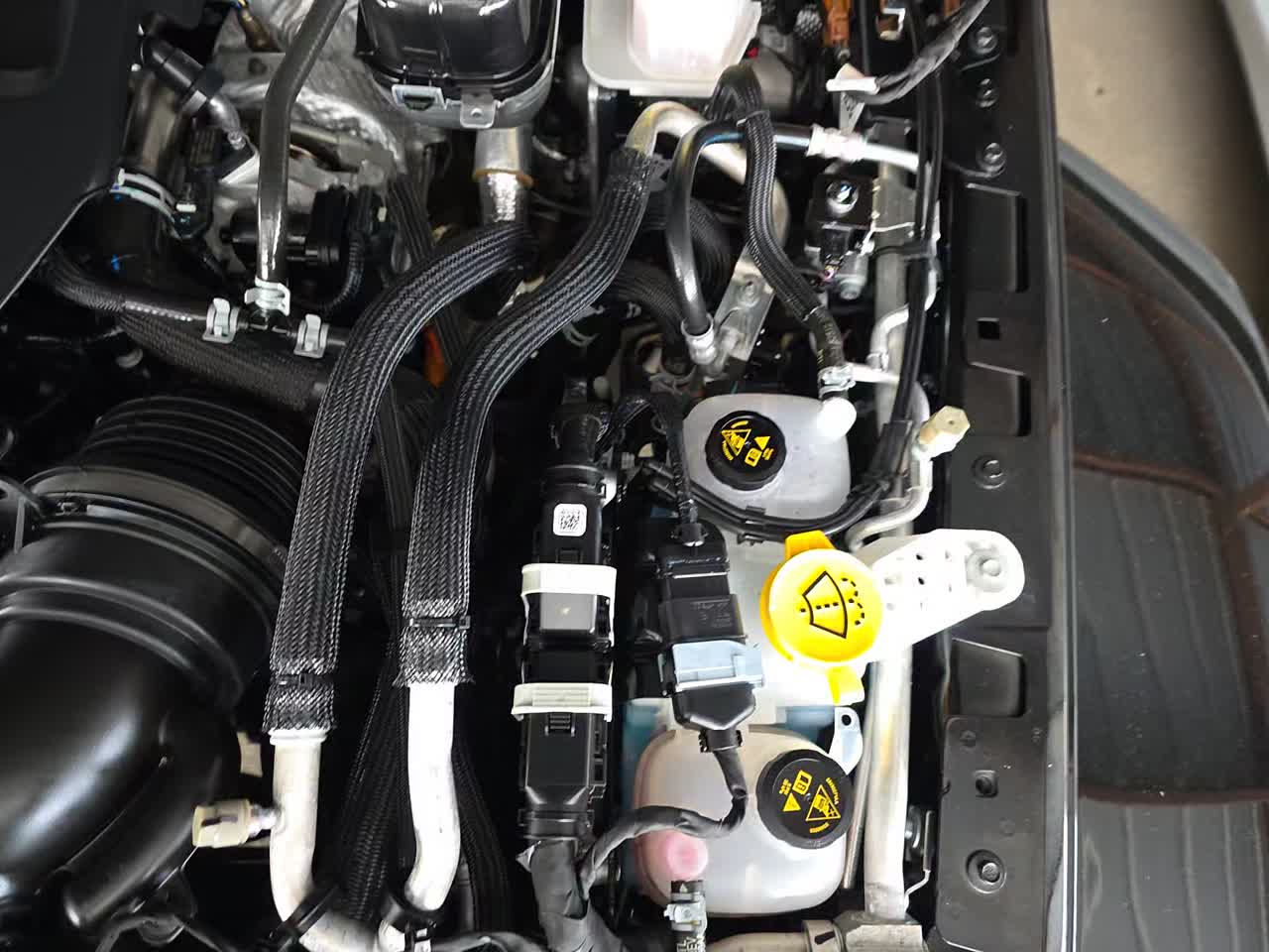 2025 Jeep Wrangler 4xe Sahara AWD