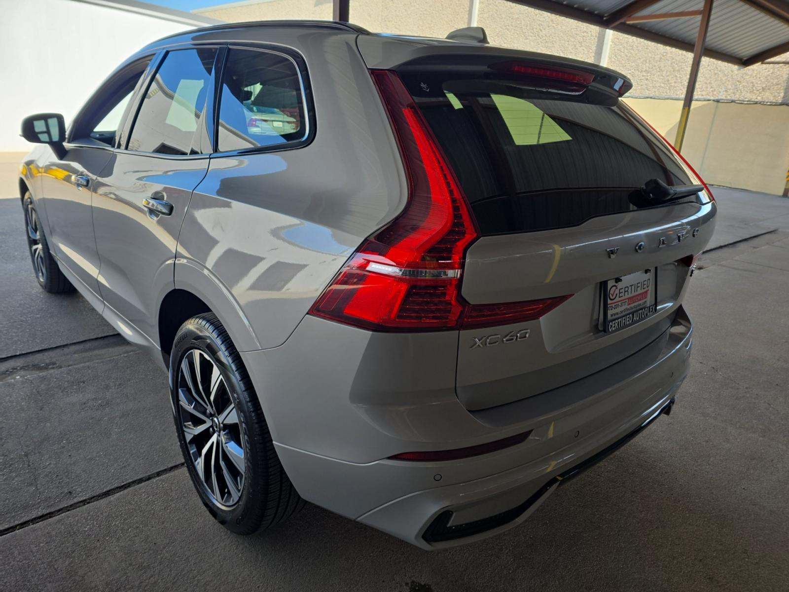 2025 Volvo XC60 B5 Core AWD