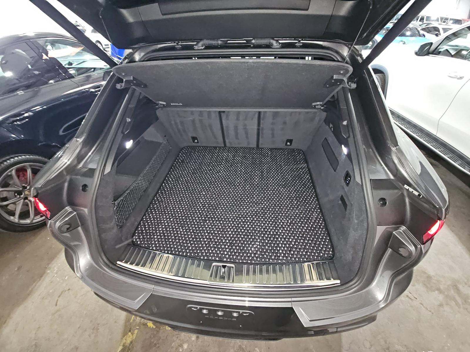 2023 Porsche Cayenne GTS AWD