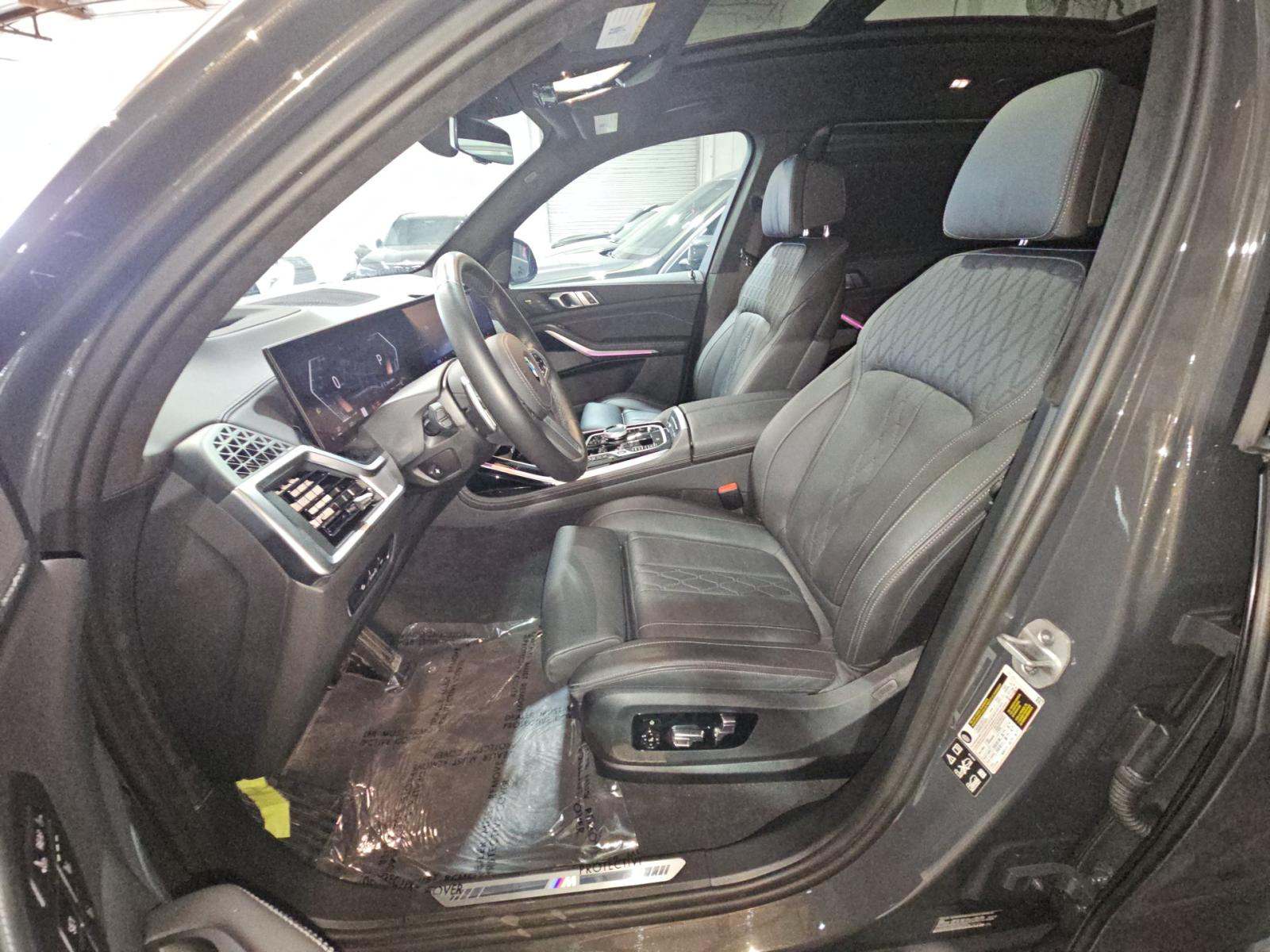 2025 BMW X7 xDrive40i AWD