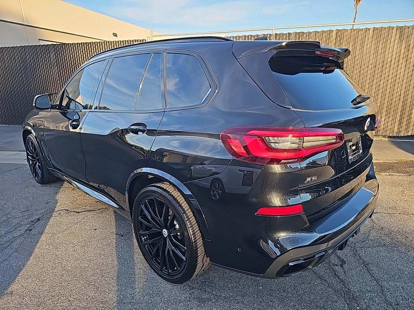 2022 BMW X5 M50i AWD
