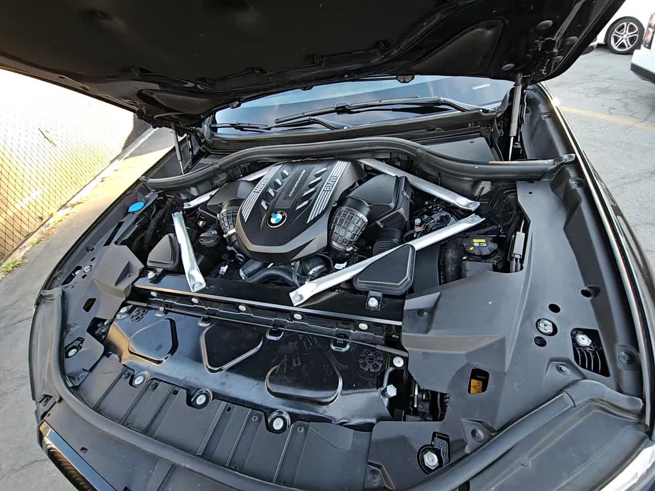 2022 BMW X5 M50i AWD