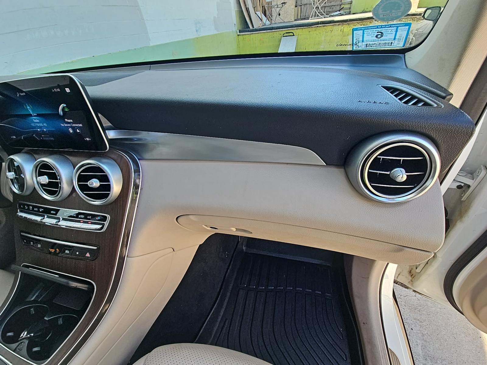 2022 Mercedes-Benz GLC GLC 300 AWD