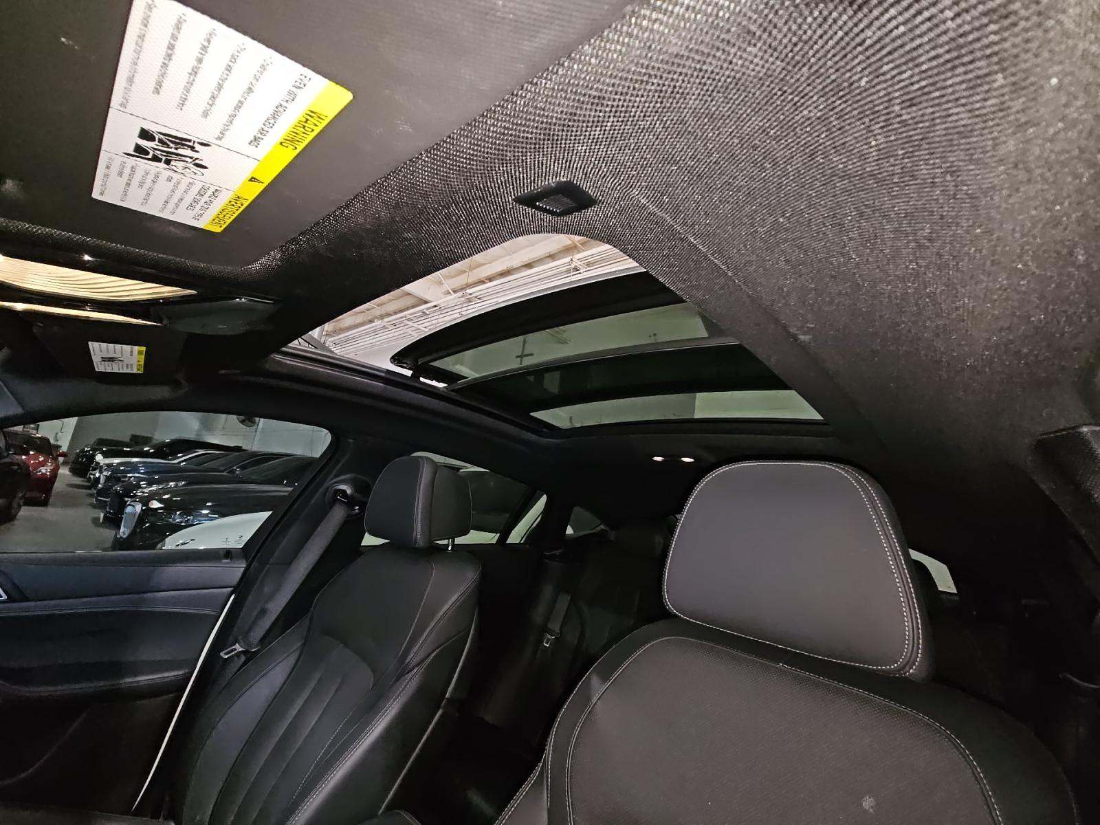 2022 BMW X6 M50i AWD