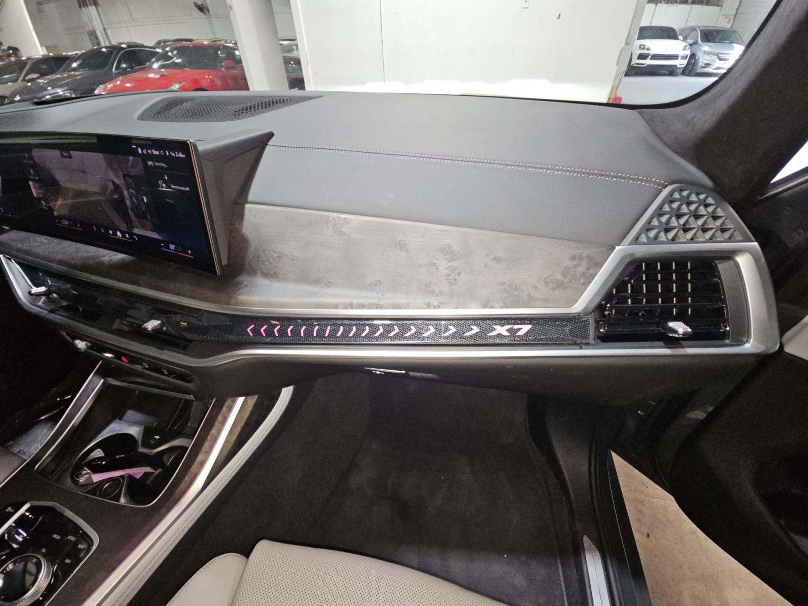 2024 BMW X7 xDrive40i AWD