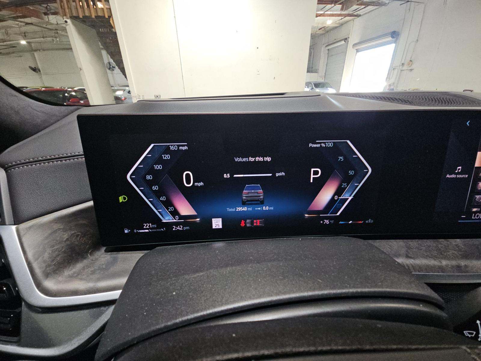 2024 BMW X7 xDrive40i AWD