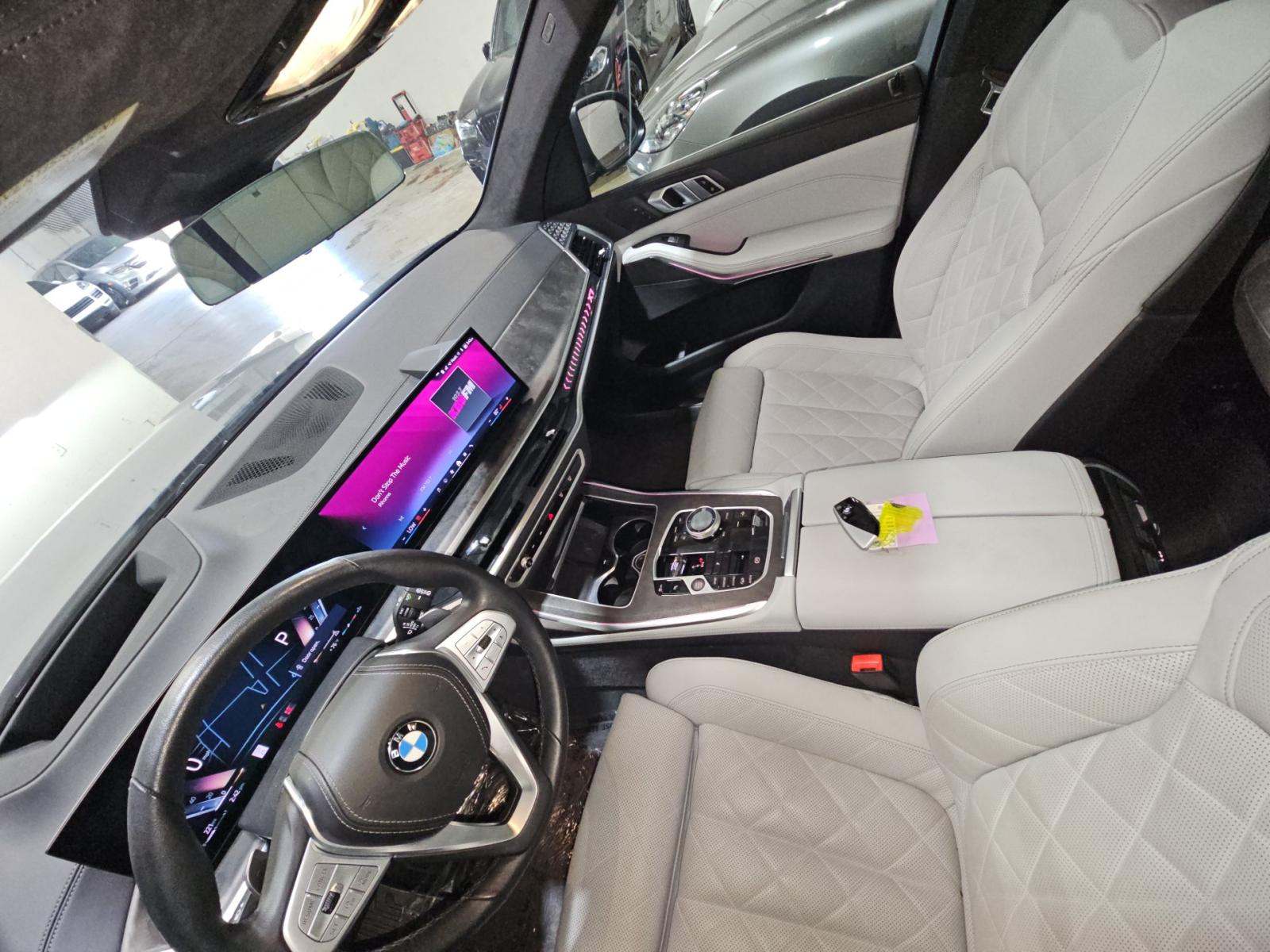 2024 BMW X7 xDrive40i AWD