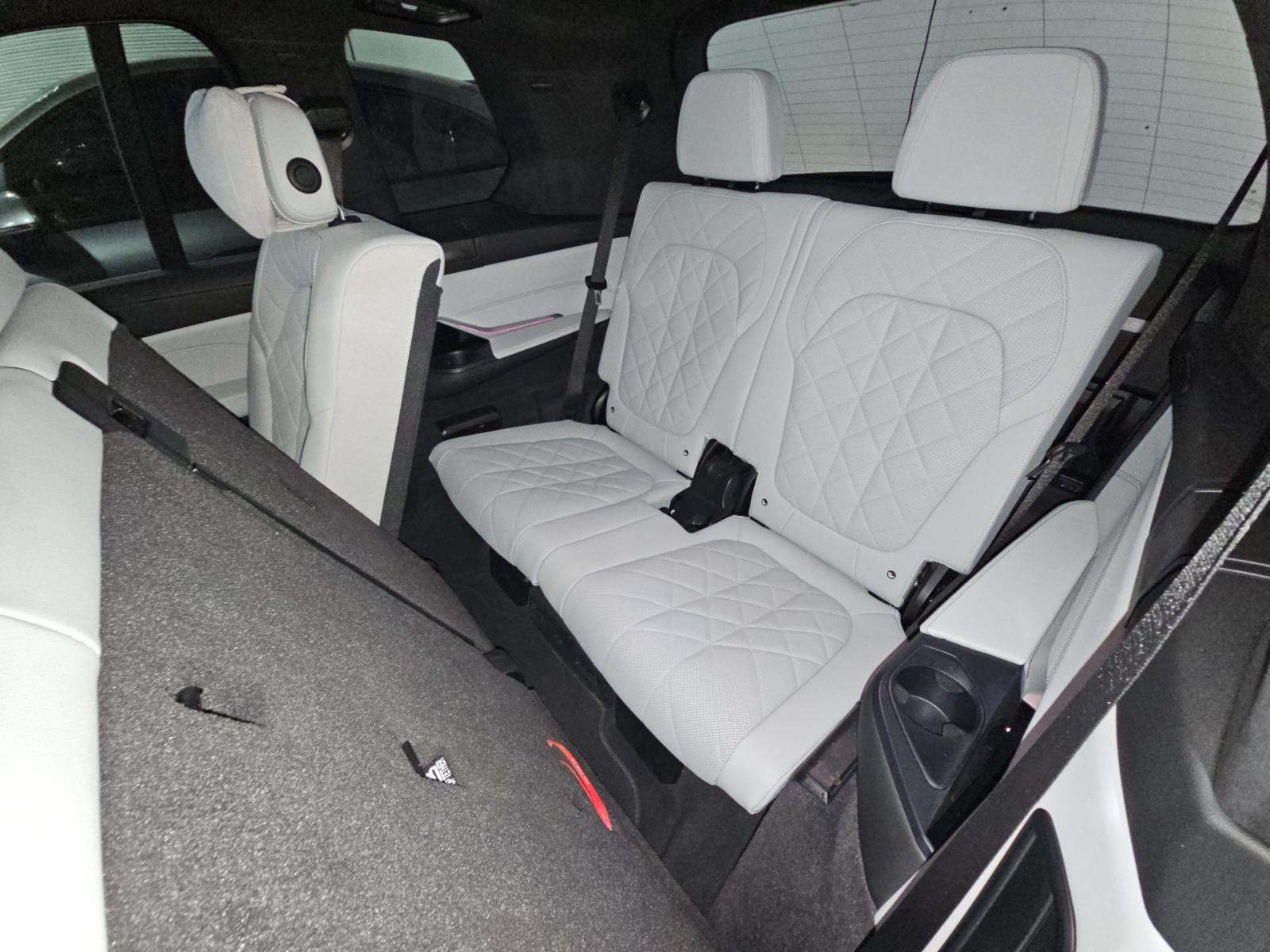 2024 BMW X7 xDrive40i AWD