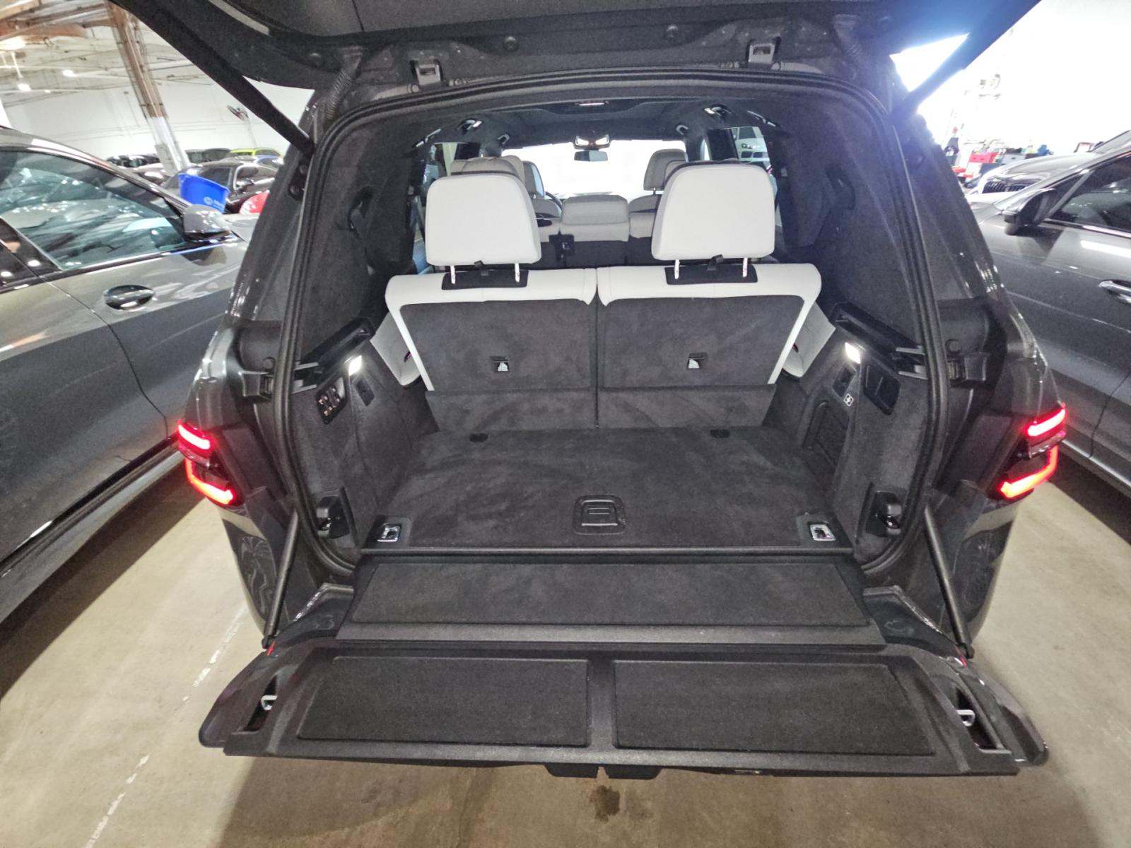 2024 BMW X7 xDrive40i AWD