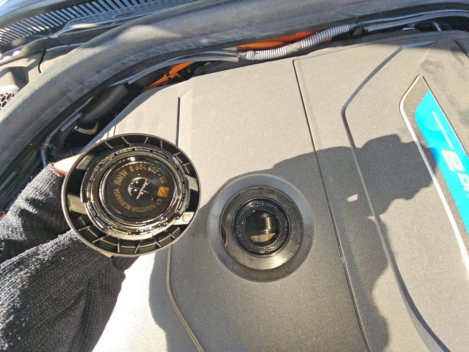 2023 BMW 3 Series 330e RWD