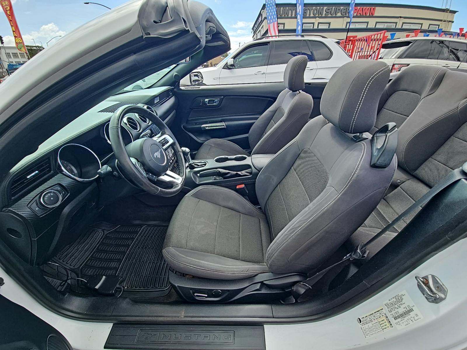 2016 Ford Mustang V6 RWD
