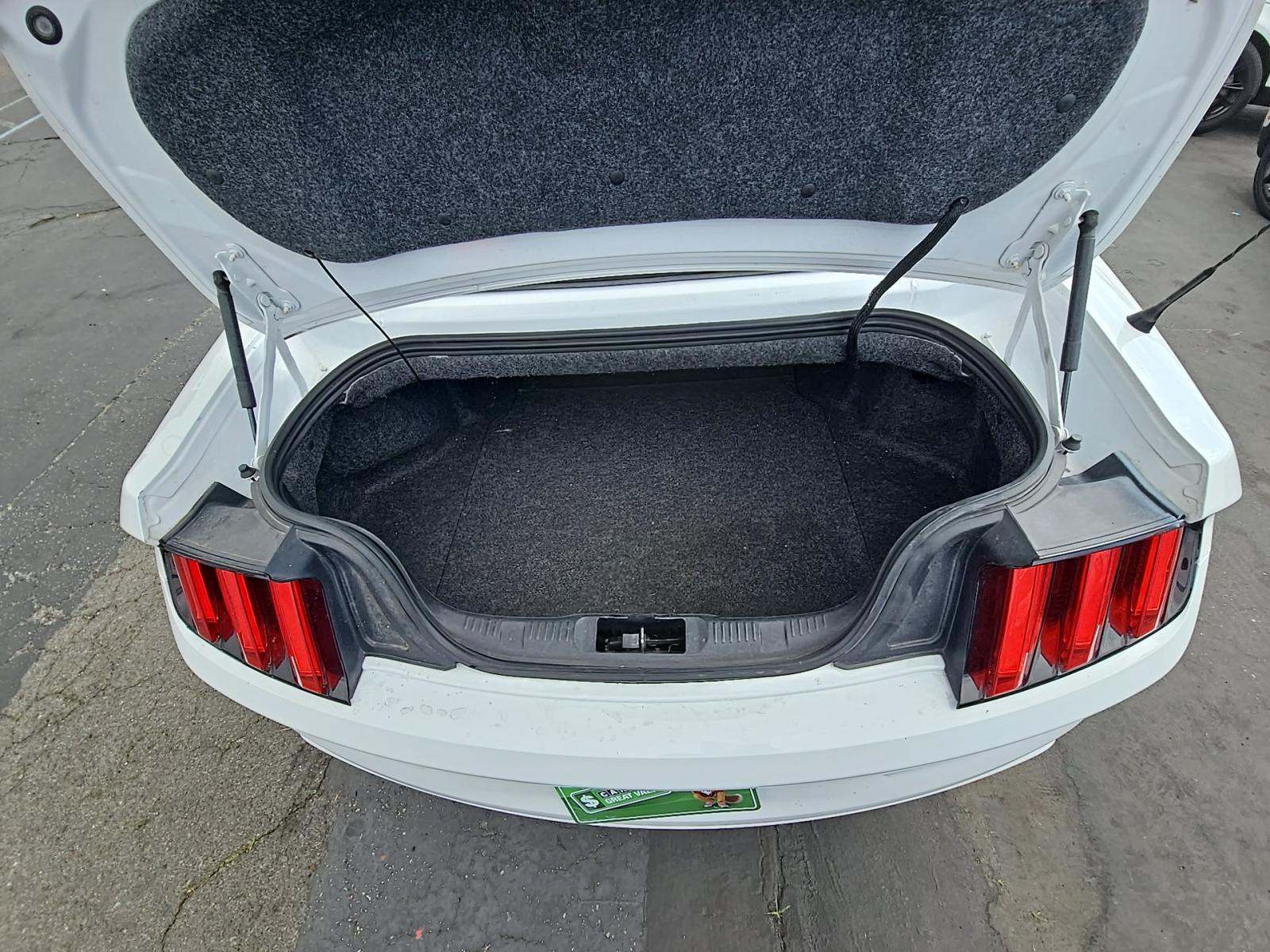 2016 Ford Mustang V6 RWD