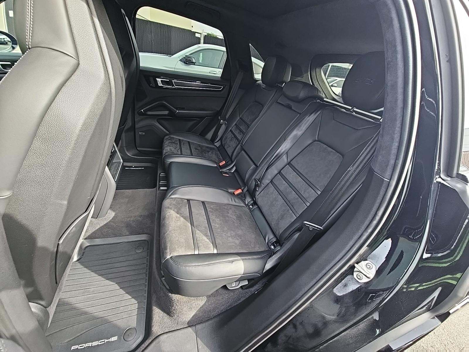 2023 Porsche Cayenne GTS AWD