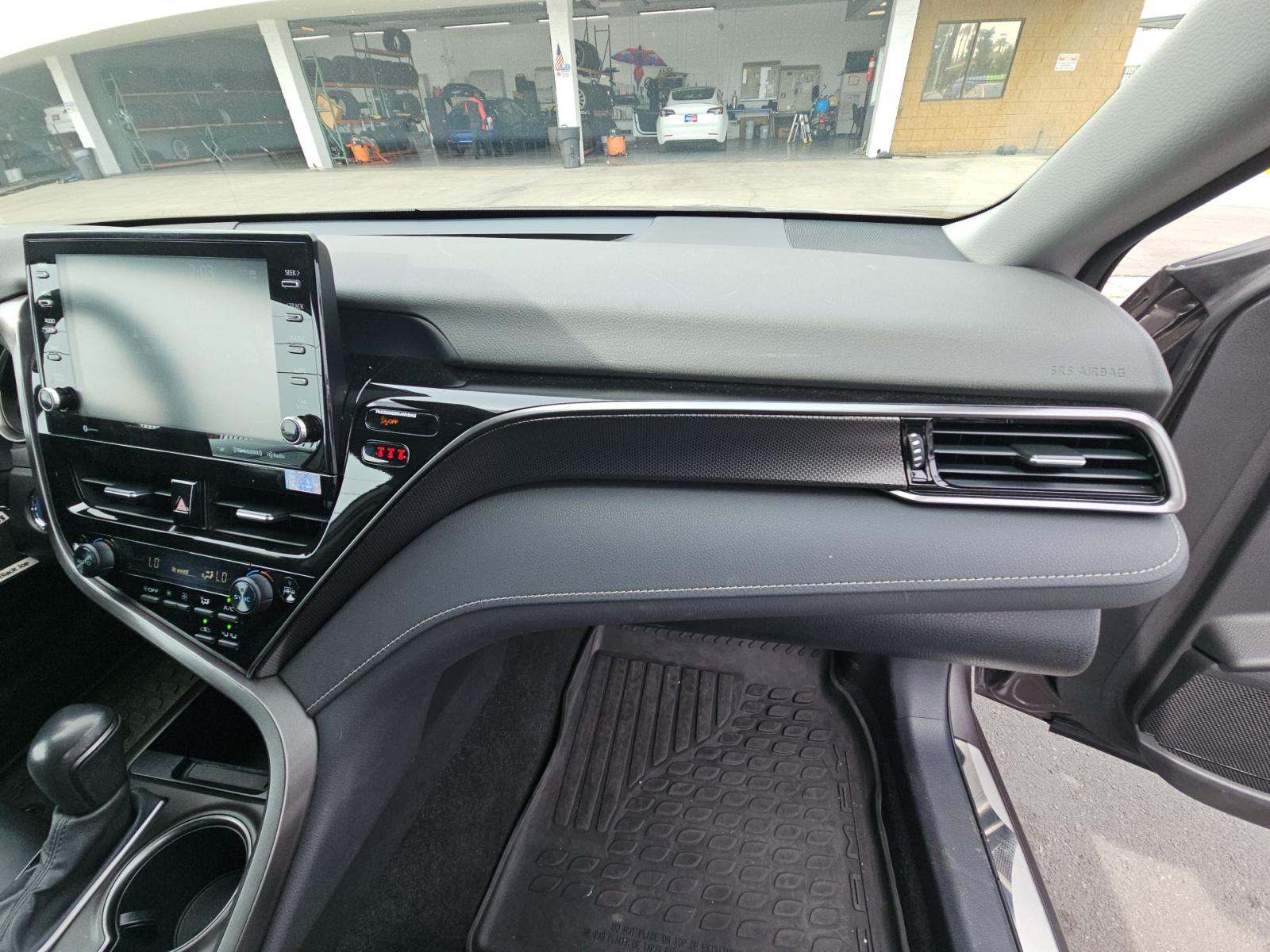 2024 Toyota Camry Hybrid XSE FWD