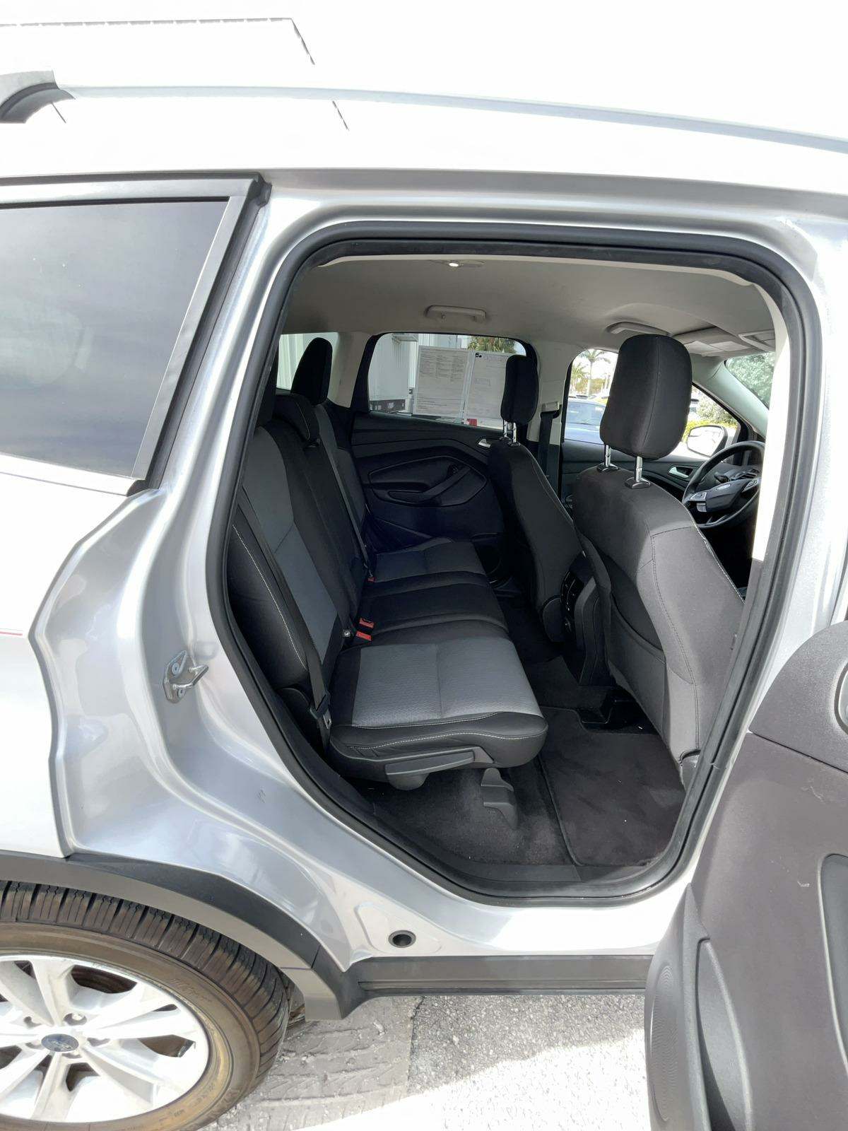 2019 Ford Escape SE FWD