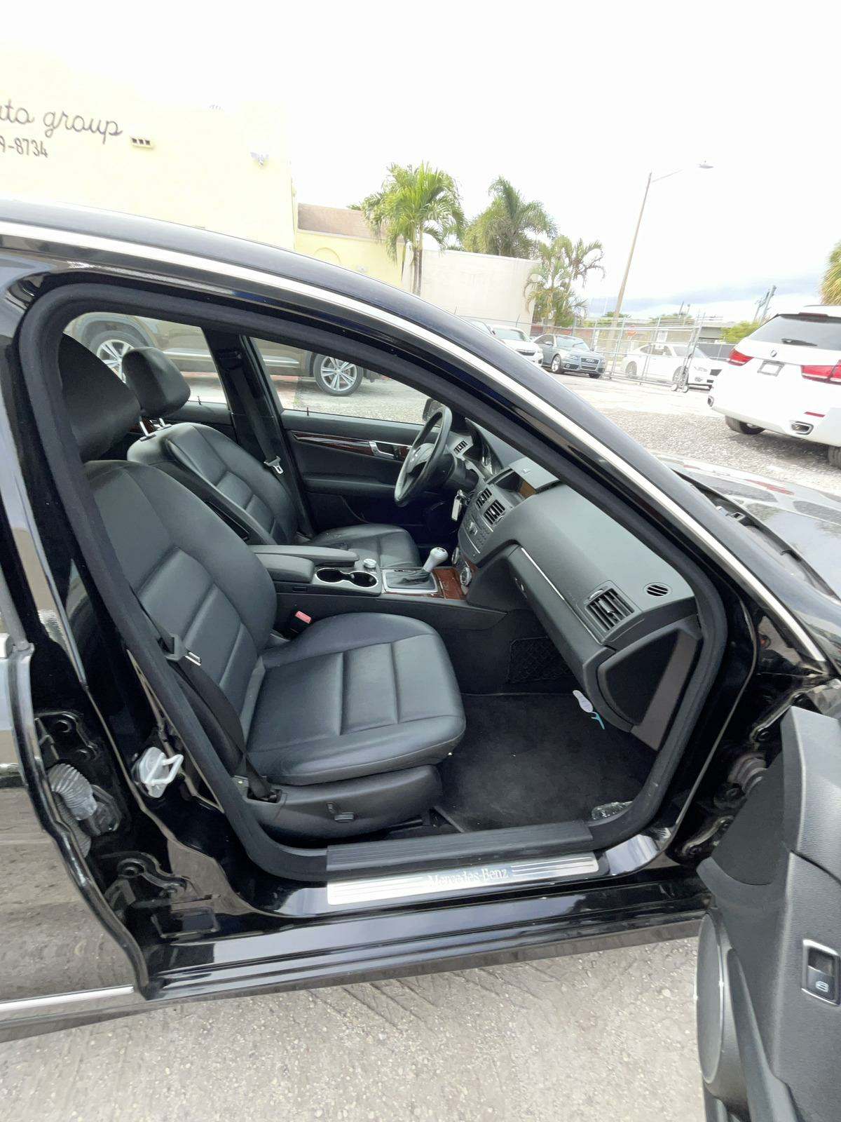 2011 Mercedes-Benz C-Class C 300 Sport AWD