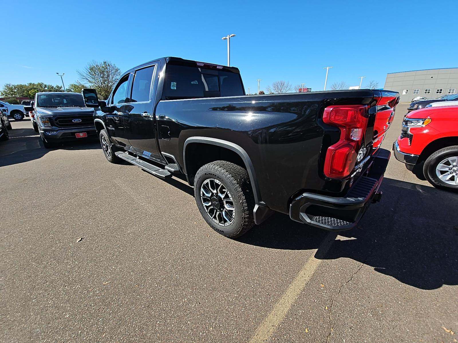 2023 Chevrolet Silverado 2500HD High Country AWD