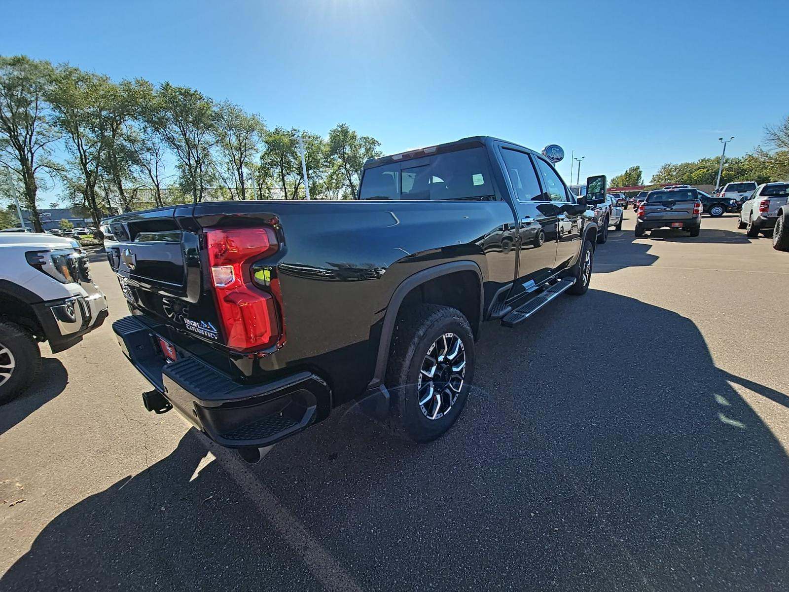 2023 Chevrolet Silverado 2500HD High Country AWD