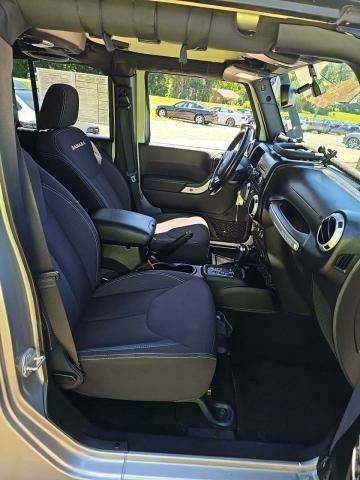 2014 Jeep Wrangler Unlimited Sahara AWD