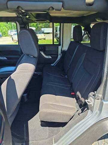 2014 Jeep Wrangler Unlimited Sahara AWD