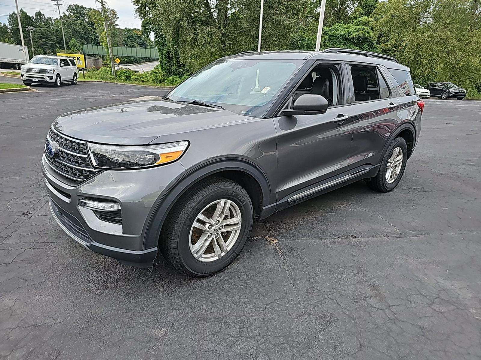 2023 Ford Explorer XLT AWD