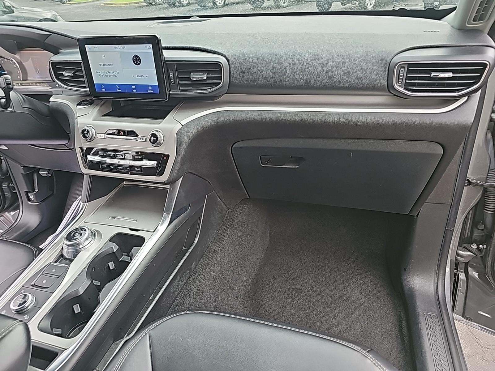 2023 Ford Explorer XLT AWD