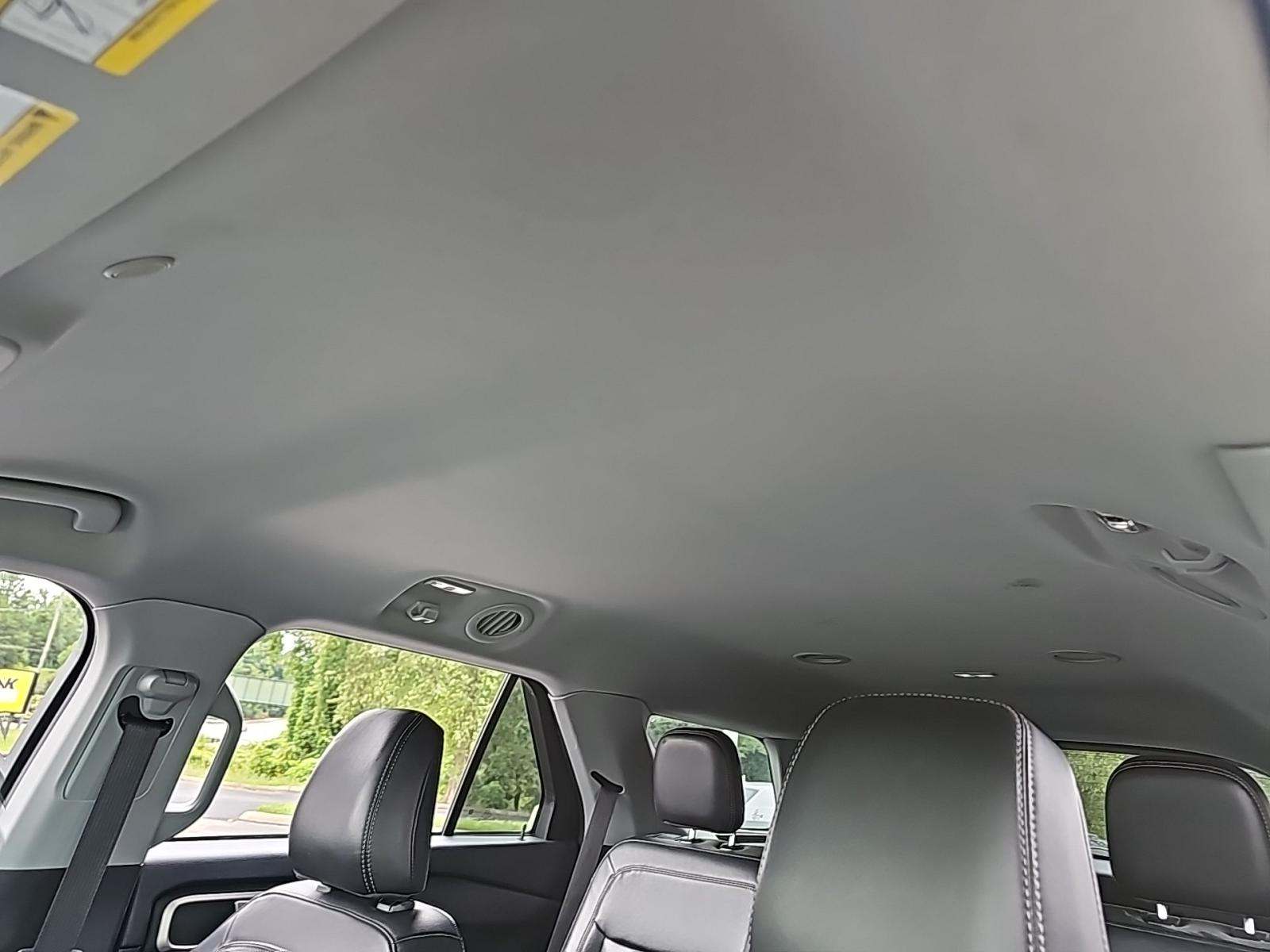 2023 Ford Explorer XLT AWD