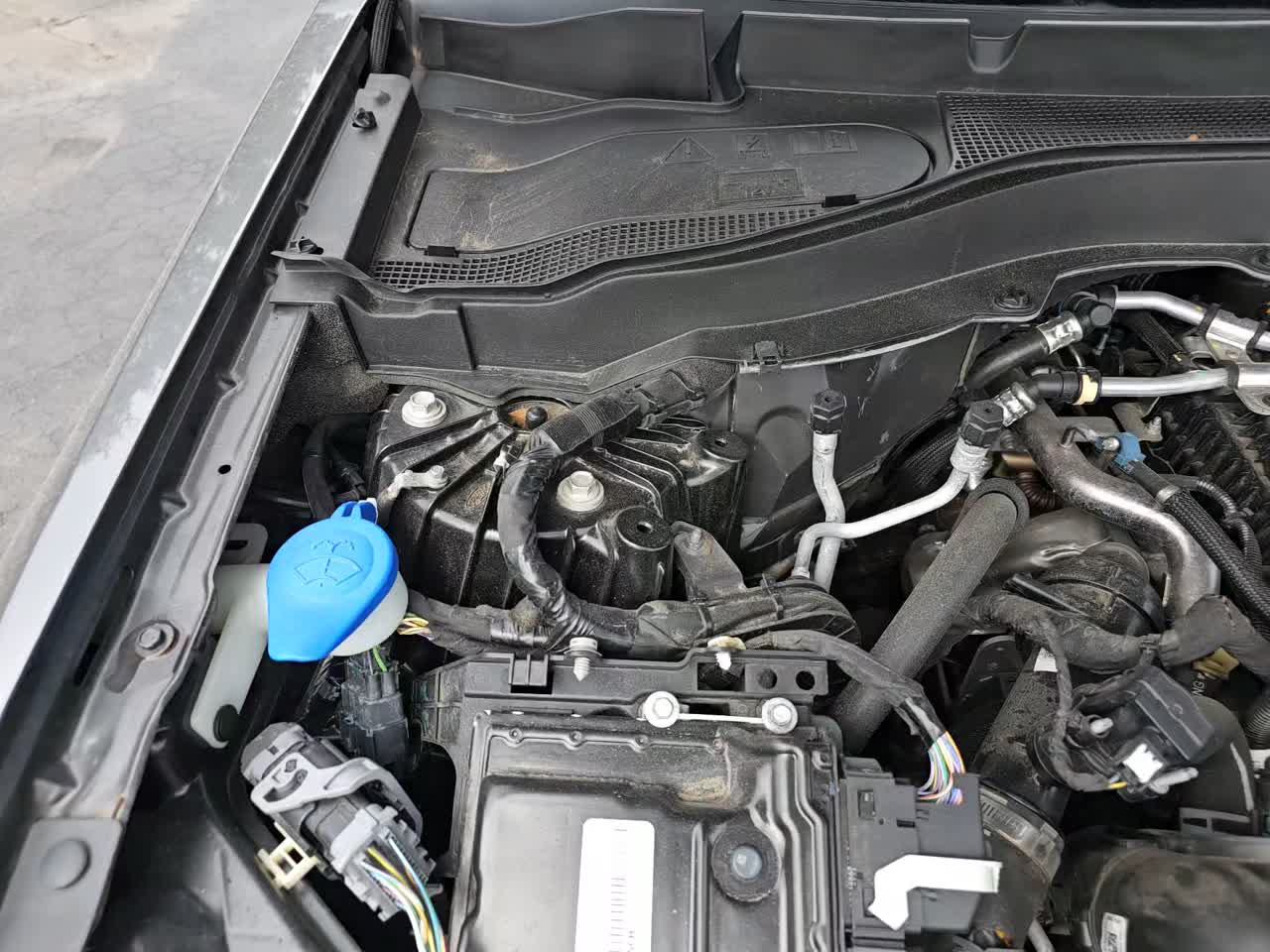 2023 Ford Explorer XLT AWD